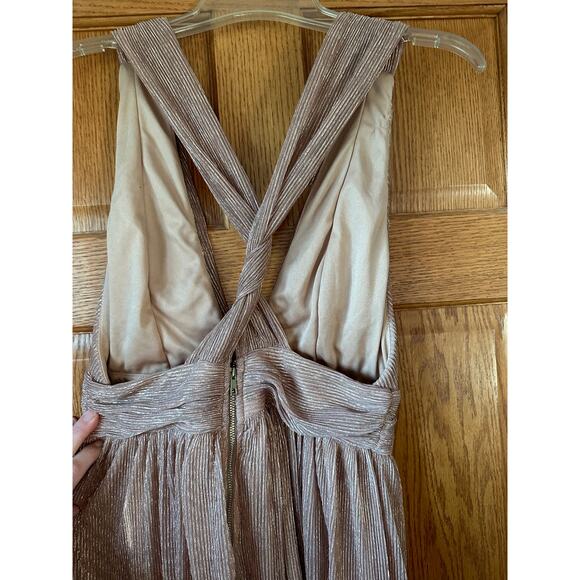 Lulu's Gold Shimmer Party Dress NWT Medium - Picture 3 of 6